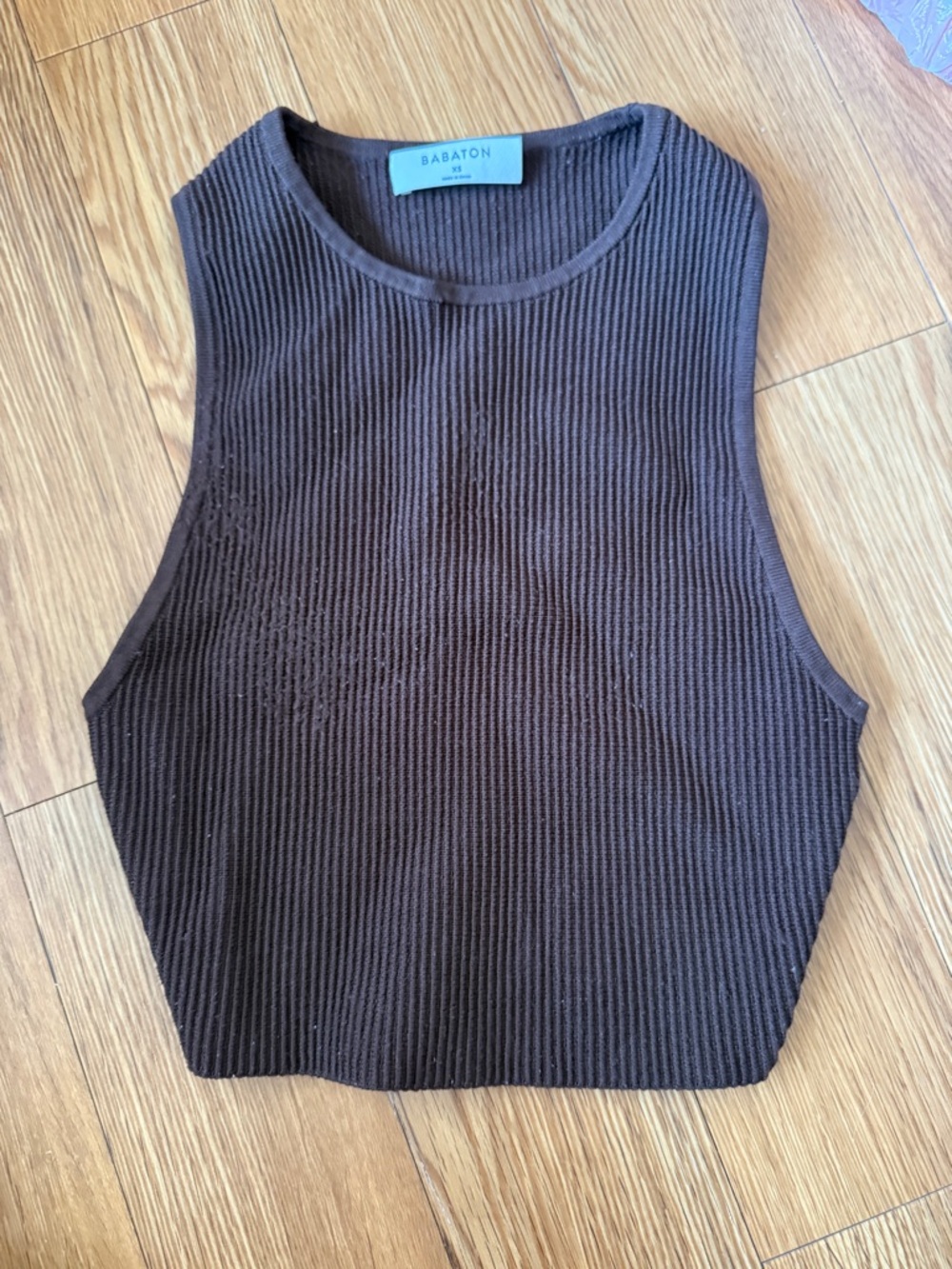 Babaton Dark Brown Ribbed Sleeveless Crop Tank